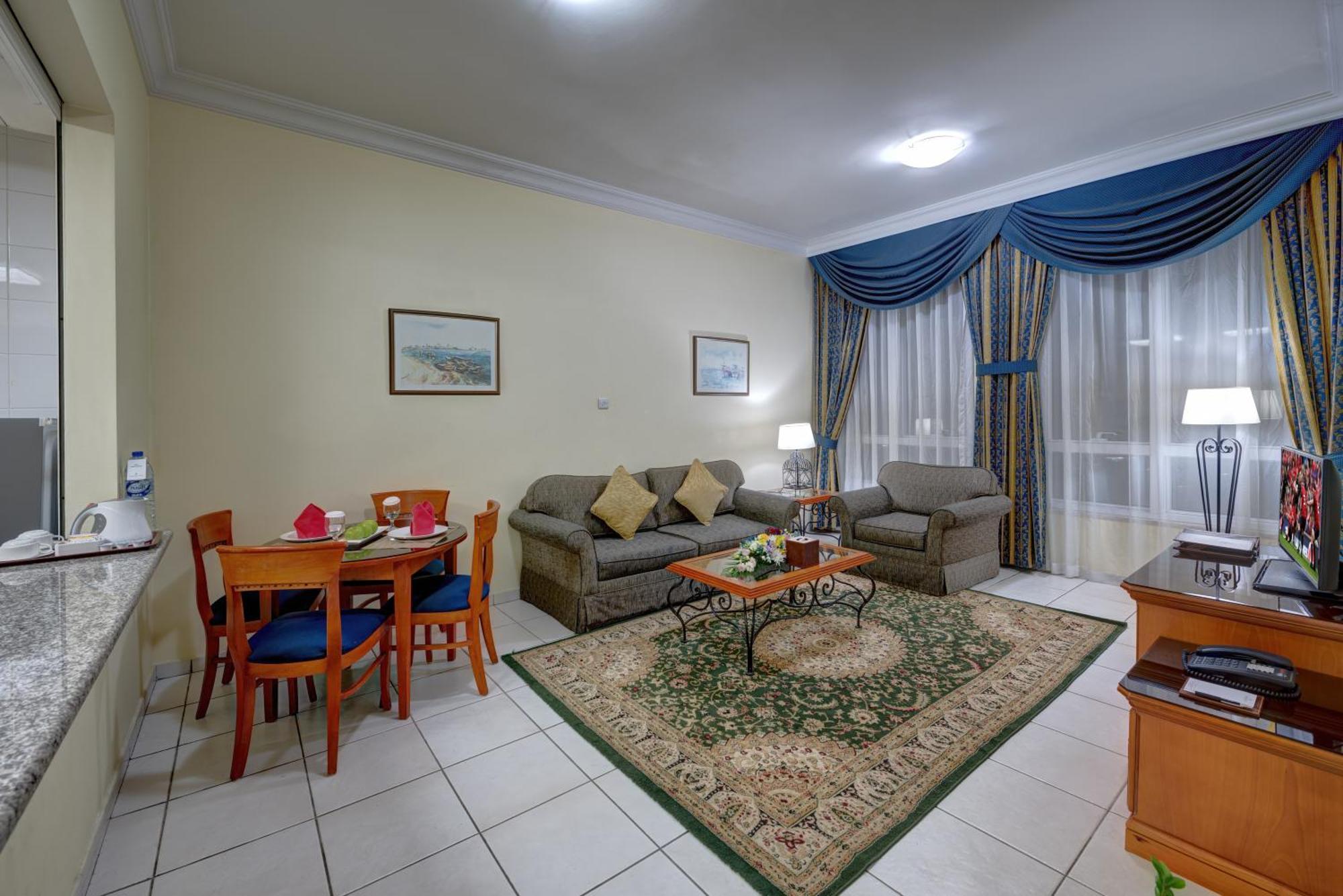 Al Nakheel Апарт-готель 3*